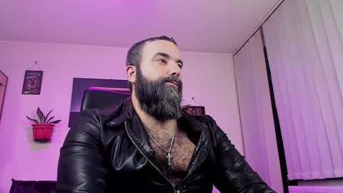 misterlov3r online show from December 2024 10:11:01 PM