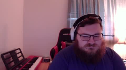 mistermac935 online show from December 2024 01:00:01 PM