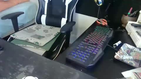 Snapshot of misterstrong95 chatting on September 2025 06:46:02 AM misterstrong95 online show from September 2025 06:46:02 AM