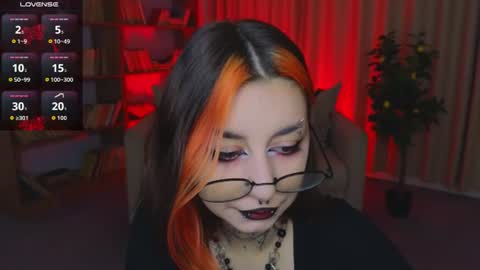 Snapshot of mistress__marcelline chatting on June 2026 01:37:01 AM Marcelline online show from June 2026 01:37:01 AM