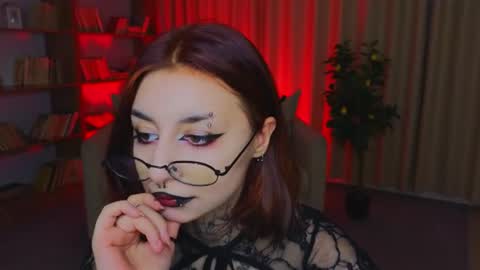 Snapshot of mistress__marcelline chatting on June 2026 05:12:01 AM Marcelline online show from June 2026 05:12:01 AM