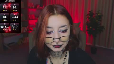 Snapshot of mistress__marcelline chatting on June 2026 01:54:02 AM Marcelline online show from June 2026 01:54:02 AM