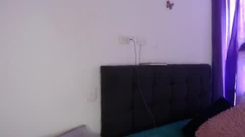       online show from February 2025 09:12:01 PM