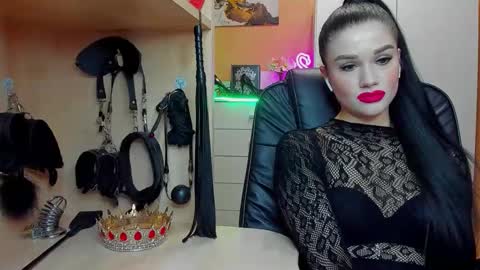 Snapshot of mistress_kristi chatting on April 2026 07:16:01 PM Mistress Kristi online show from April 2026 07:16:01 PM