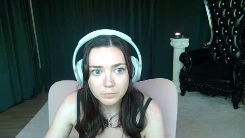 Snapshot of mistressjuniper chatting on April 2026 05:54:01 PM Mistress June online show from April 2026 05:54:01 PM