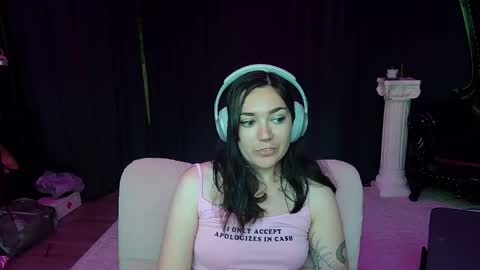 Snapshot of mistressjuniper chatting on April 2026 05:59:01 PM Mistress June online show from April 2026 05:59:01 PM