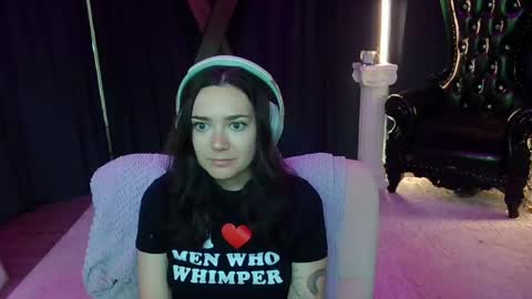 Snapshot of mistressjuniper chatting on May 2026 05:31:01 PM Mistress June online show from May 2026 05:31:01 PM