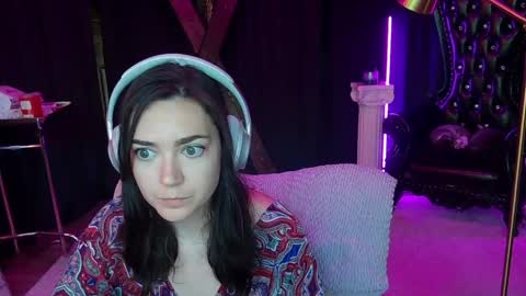 Snapshot of mistressjuniper chatting on May 2026 06:05:01 PM Mistress June online show from May 2026 06:05:01 PM