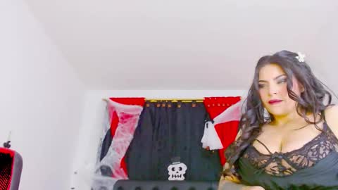 Mistresslombana online show from October 2025 06:02:02 AM