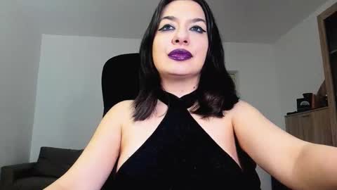 YourGoddessM online show from March 2026 06:23:02 PM