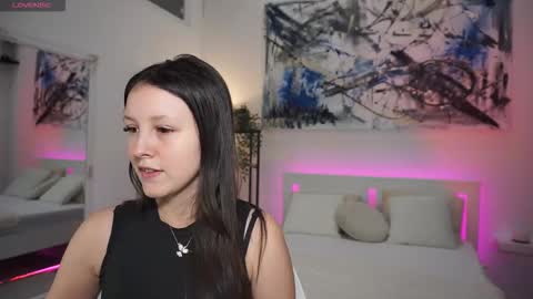 Snapshot of mistresss_sindy chatting on February 2026 08:43:01 AM Sindy online show from February 2026 08:43:01 AM