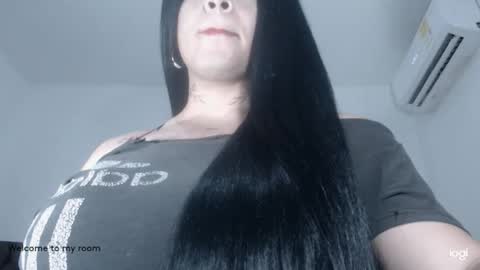 Snapshot of mistressxxalice chatting on May 2026 09:55:01 PM ALICE MADANE online show from May 2026 09:55:01 PM