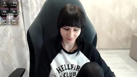 misty_dark online show from October 2025 10:25:01 AM