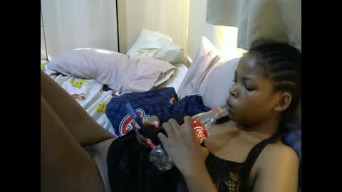 Snapshot of misty_shee chatting on February 2025 07:07:01 AM misty_shee online show from February 2025 07:07:01 AM