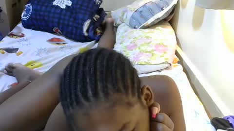 Snapshot of misty_shee chatting on February 2025 07:28:02 AM misty_shee online show from February 2025 07:28:02 AM