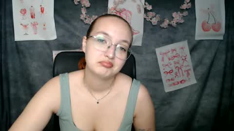 Snapshot of mistyrosee chatting on June 2026 05:53:02 AM Aria online show from June 2026 05:53:02 AM