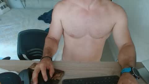Snapshot of mitcheli chatting on December 2025 09:23:02 PM Onlyfans online show from December 2025 09:23:02 PM