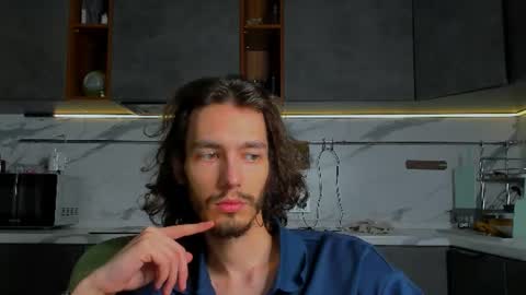 MitchelKurse online show from July 2026 08:24:01 PM