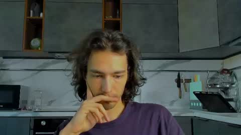 MitchelKurse online show from July 2026 06:02:02 PM