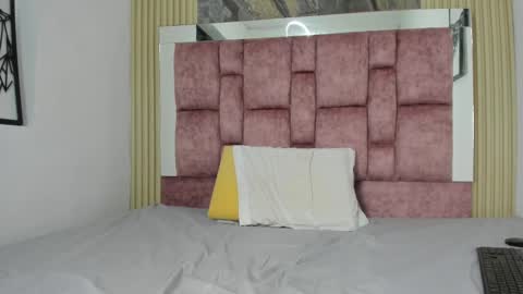 MITCHELL online show from January 2025 10:45:01 PM