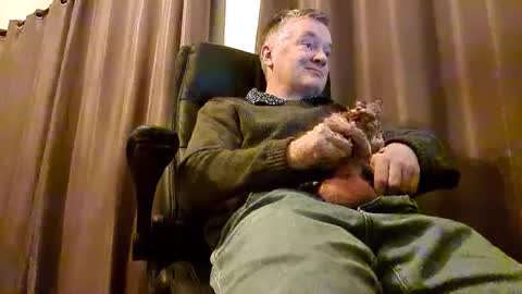 Snapshot of mitchoxxford chatting on May 2026 01:17:02 PM mitchoxxford online show from May 2026 01:17:02 PM