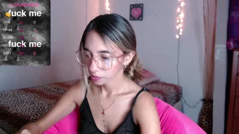 mitchwilson1 online show from October 2025 11:54:02 PM