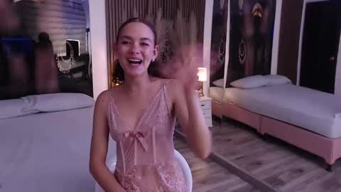 Mtica Brennet online show from September 2025 12:22:02 AM