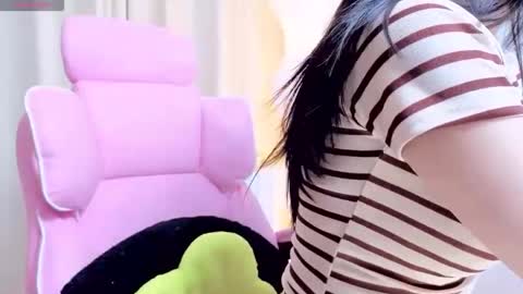 miu_999 online show from May 2026 02:08:02 AM