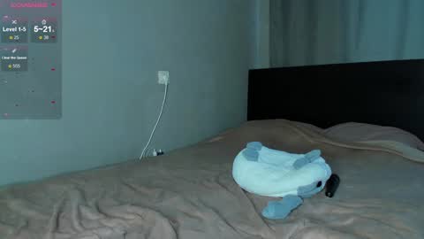 Mia 3 online show from December 2024 07:39:01 AM