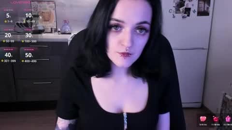 lina. online show from May 2026 09:27:01 PM
