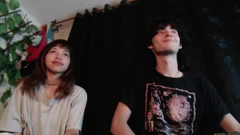 Naomi and Nekorii online show from April 2026 11:39:02 PM