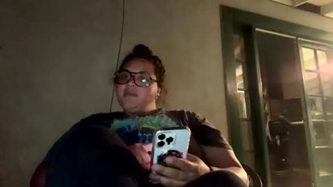Snapshot of mixxedbeautymac chatting on April 2026 04:31:01 AM Mimi Wilde online show from April 2026 04:31:01 AM