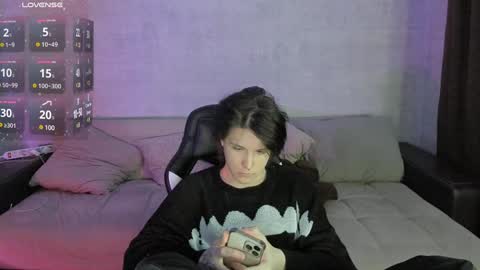 Snapshot of miya_chinen chatting on January 2025 03:51:02 AM Miya online show from January 2025 03:51:02 AM