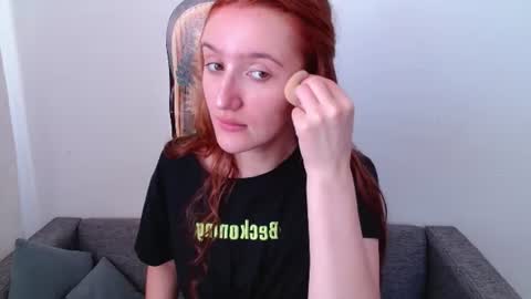 Snapshot of miya_here chatting on June 2026 09:41:02 AM Miya online show from June 2026 09:41:02 AM