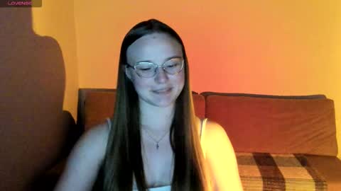 Miya online show from September 2025 07:47:01 PM