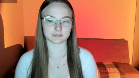 Miya online show from September 2025 07:25:01 PM