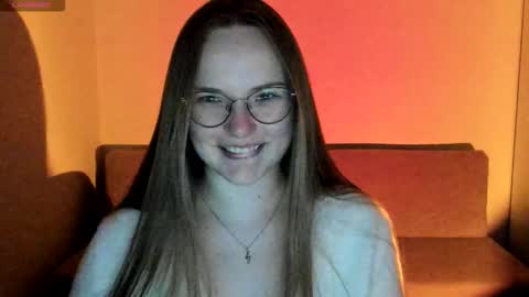 Miya online show from November 2025 09:05:02 PM