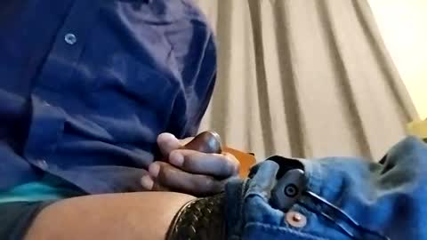 Snapshot of mizerze chatting on January 2025 02:33:01 AM mizerze online show from January 2025 02:33:01 AM