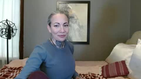 MizXtrix online show from April 2026 10:01:01 PM