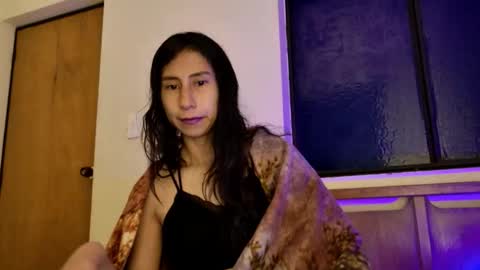 MoonLipson online show from September 2025 11:06:02 PM