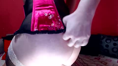 Mmmmis Anais online show from April 2026 11:18:02 AM