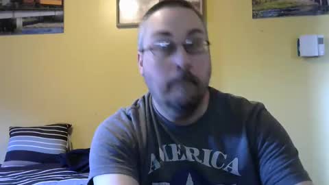 Snapshot of mmr4545 chatting on April 2026 10:23:02 PM mark online show from April 2026 10:23:02 PM