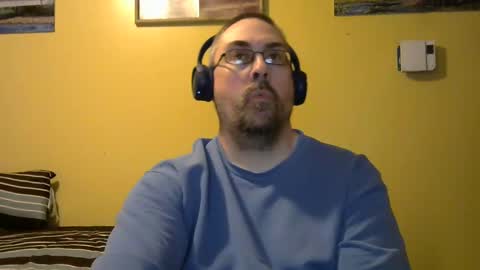 Snapshot of mmr4545 chatting on April 2026 04:17:01 AM mark online show from April 2026 04:17:01 AM