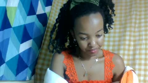 Snapshot of mmyriame chatting on June 2026 01:10:01 AM mmyriame online show from June 2026 01:10:01 AM