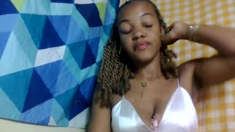 Snapshot of mmyriame chatting on July 2026 05:09:02 PM mmyriame online show from July 2026 05:09:02 PM