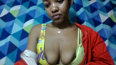 Snapshot of mmyriame chatting on July 2026 03:45:02 AM mmyriame online show from July 2026 03:45:02 AM