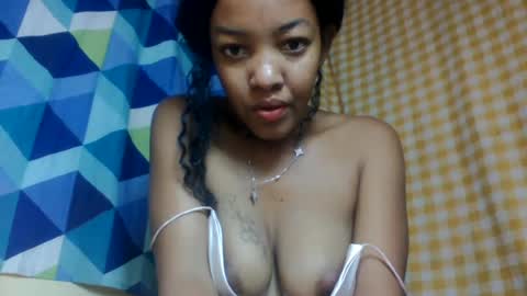 Snapshot of mmyriame chatting on July 2026 10:33:02 AM mmyriame online show from July 2026 10:33:02 AM