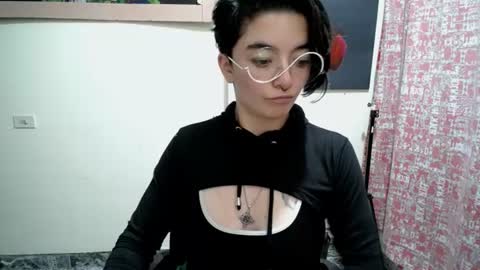 Snapshot of mocca_117 chatting on June 2026 04:55:01 AM Sam online show from June 2026 04:55:01 AM