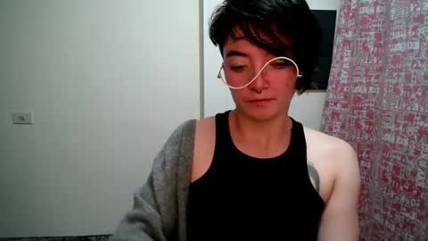 Snapshot of mocca_117 chatting on June 2026 05:23:01 AM Sam online show from June 2026 05:23:01 AM