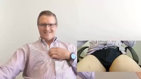 Moe online show from October 2025 07:24:02 PM